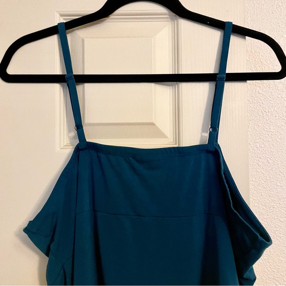 Torrid Teal Studio Knit shirred Cami bodysuit size 2 - Picture 3 of 8